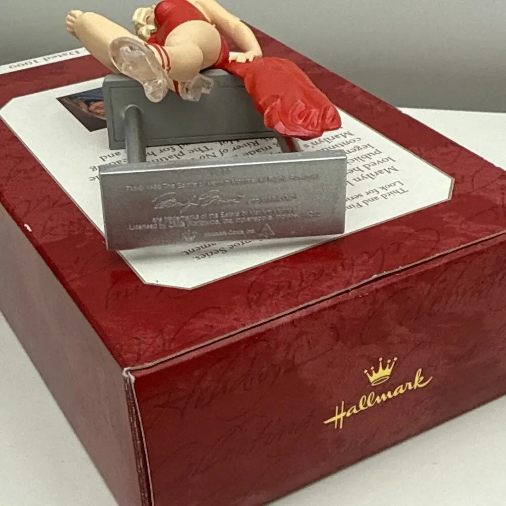 Hallmark Keepsake Marilyn Monroe 1999 Collector's Series #3 Christmas Ornament‎